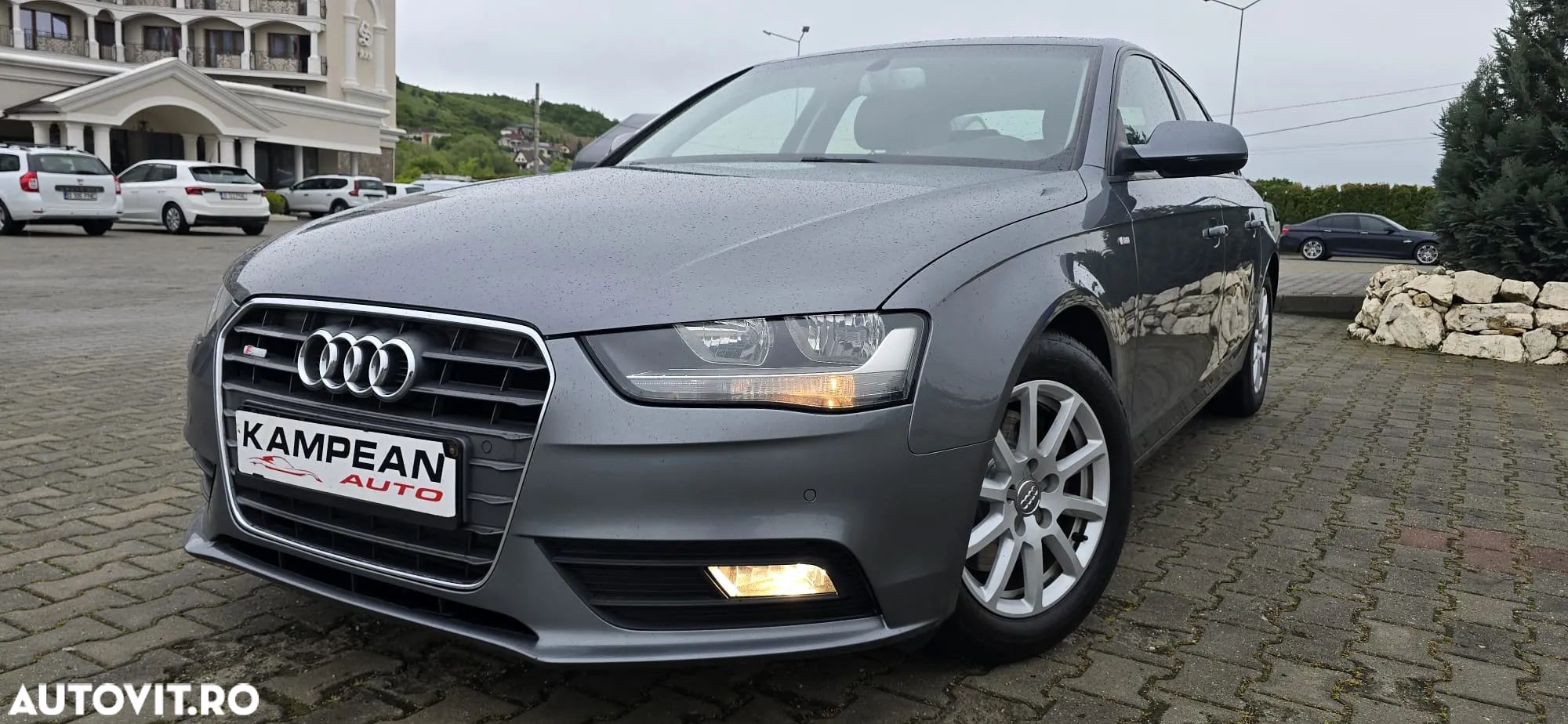 Audi A4 - 1
