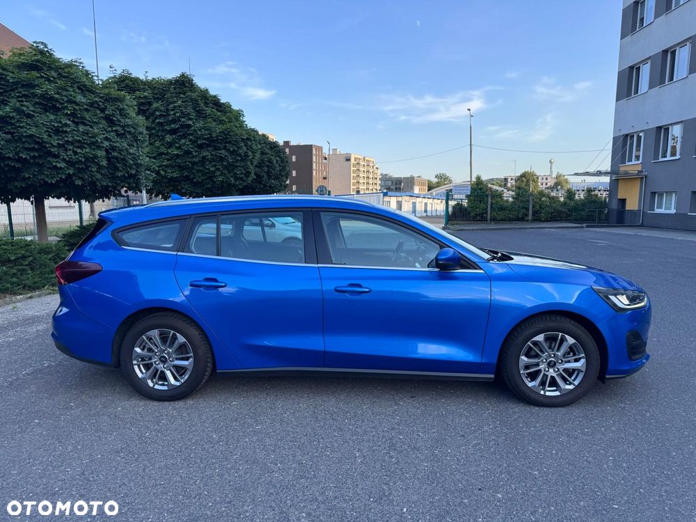 Ford Focus 1.0 EcoBoost Titanium - 4