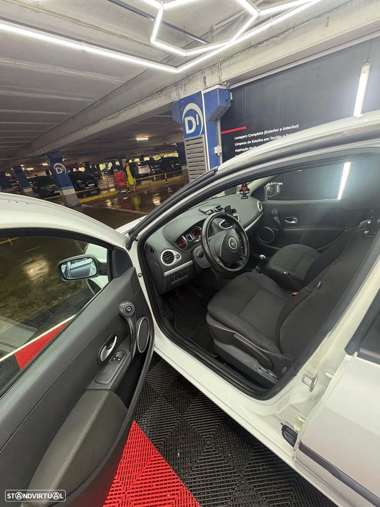 Renault Clio 1.5 dCi Confort - 17