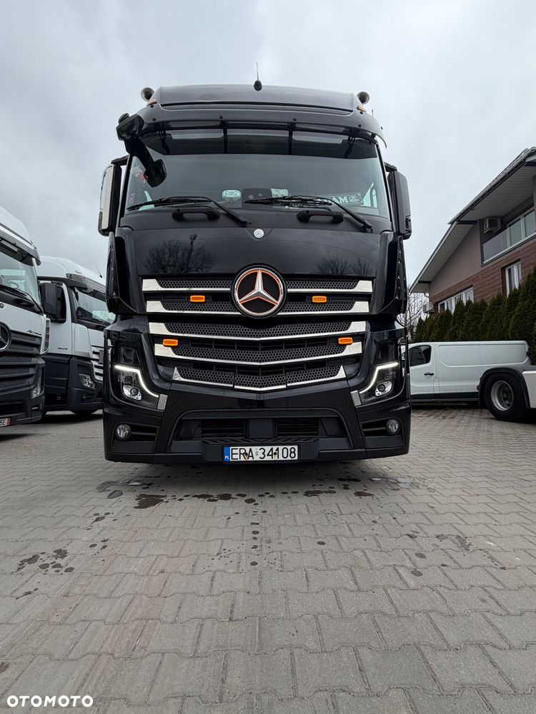 Mercedes-Benz 2545 GigaSpace Wielton Przelotowy Bez retarder - 2