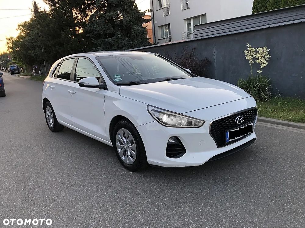 Hyundai i30 1.6 CRDi BlueDrive Comfort DCT - 33