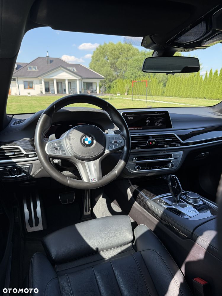 BMW Seria 7 730d xDrive mHEV sport - 14