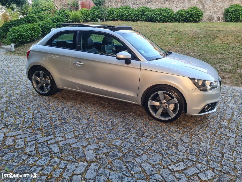 Audi A1 1.6 TDI S-line - 1