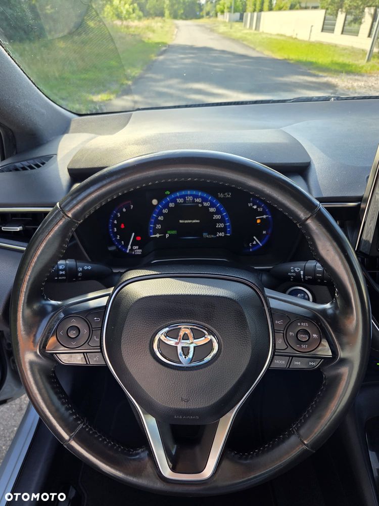 Toyota Corolla - 12