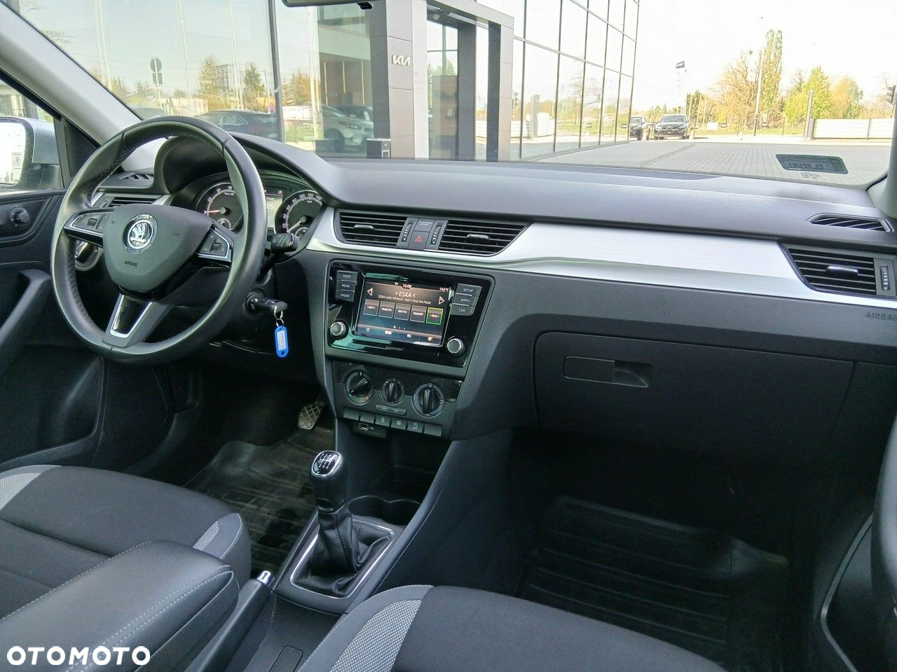 Skoda RAPID - 19