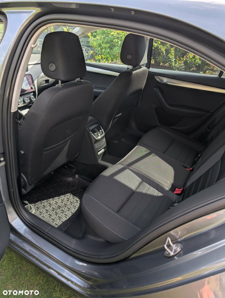 Skoda Octavia 1.5 TSI ACT Business - 16