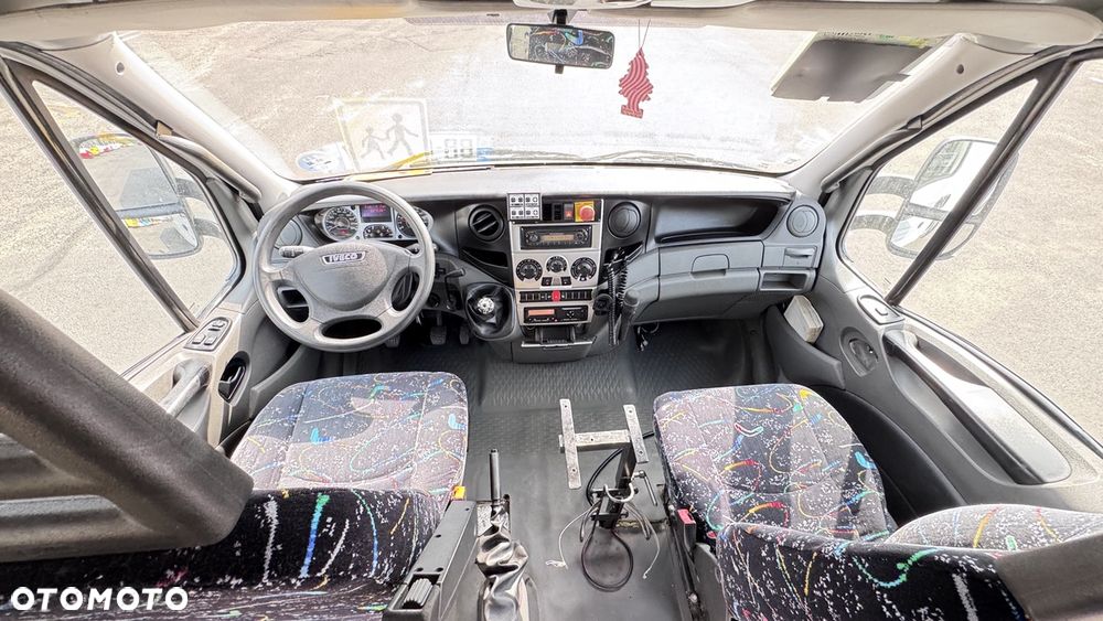 Irisbus Iveco / DURISOTTI / 28miejsc /euro5/ mała klima / winda / 97000 zł netto - 9