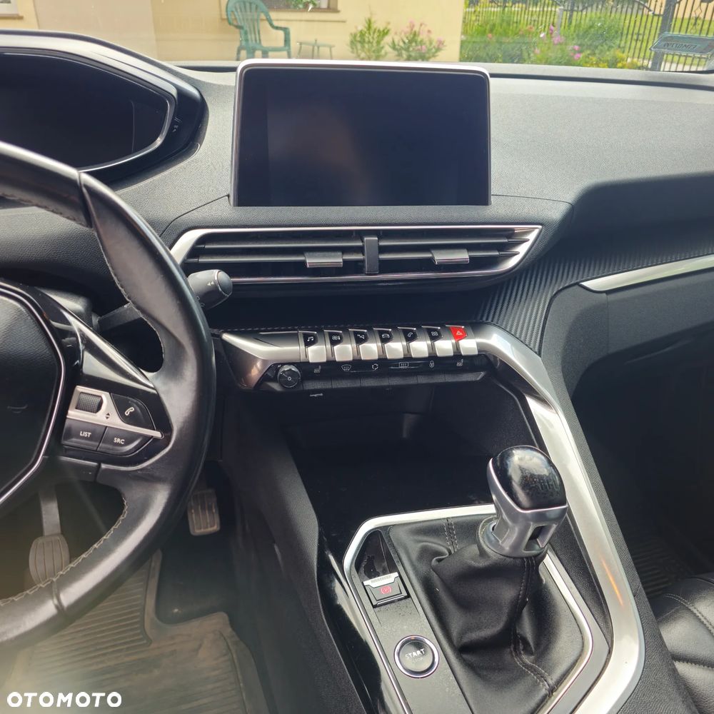 Peugeot 3008 - 5