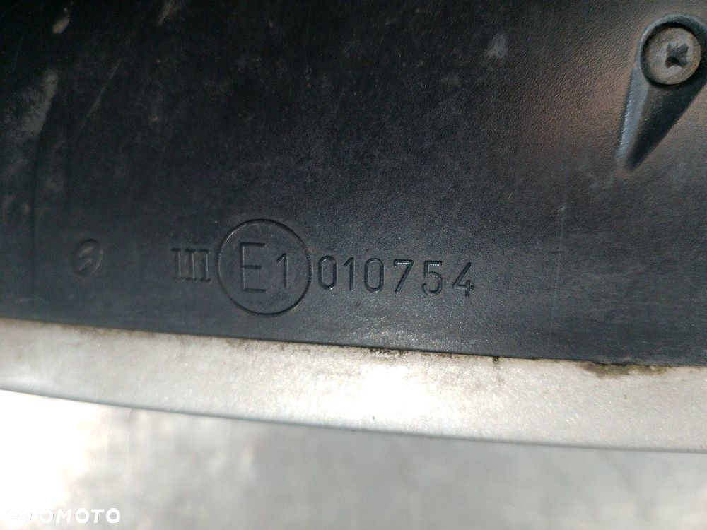 LUSTERKO PRAWE AUDI A3 ( 8P1 ) E1010754 LY7W - 5