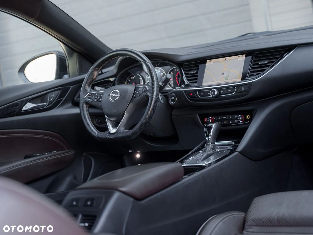 Opel Insignia 2.0 BiTrb D 4x4 Automatik Exclusive - 20