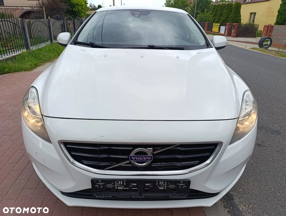 Volvo V40 D3 You - 25