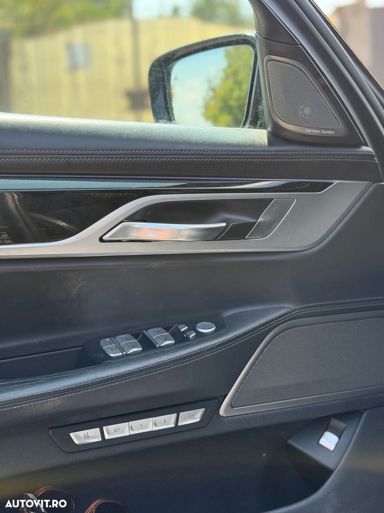 BMW Seria 7 - 12