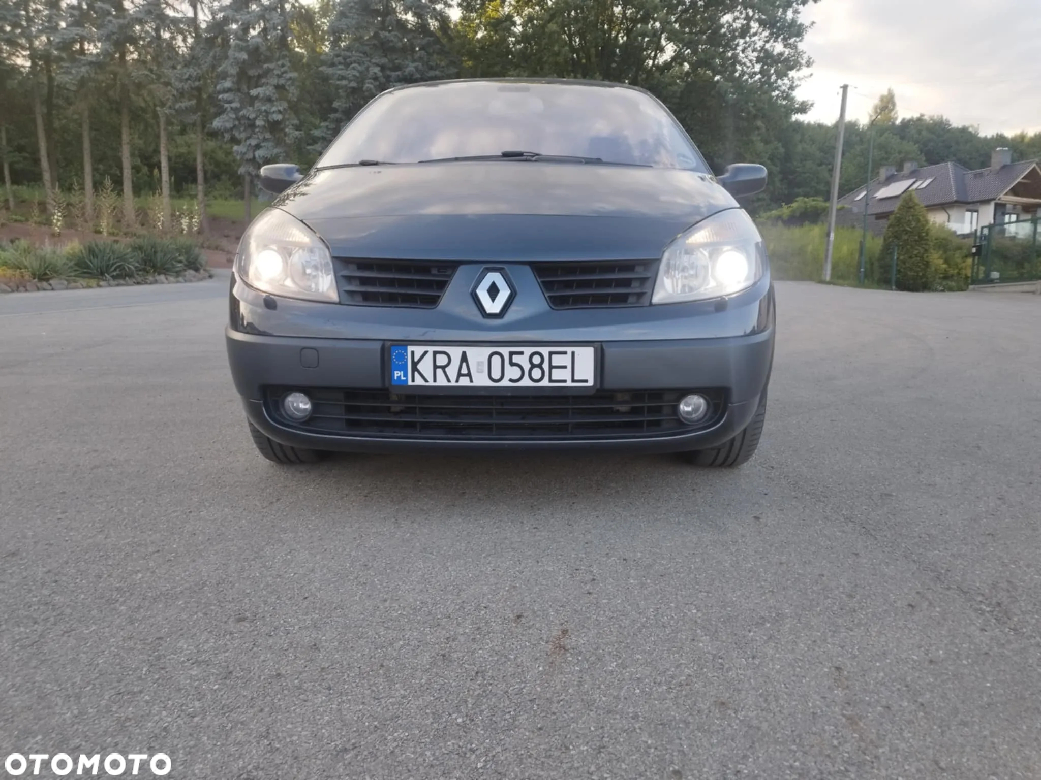 Renault Grand Scenic Gr 1.9 dCi Luxe Expression - 9
