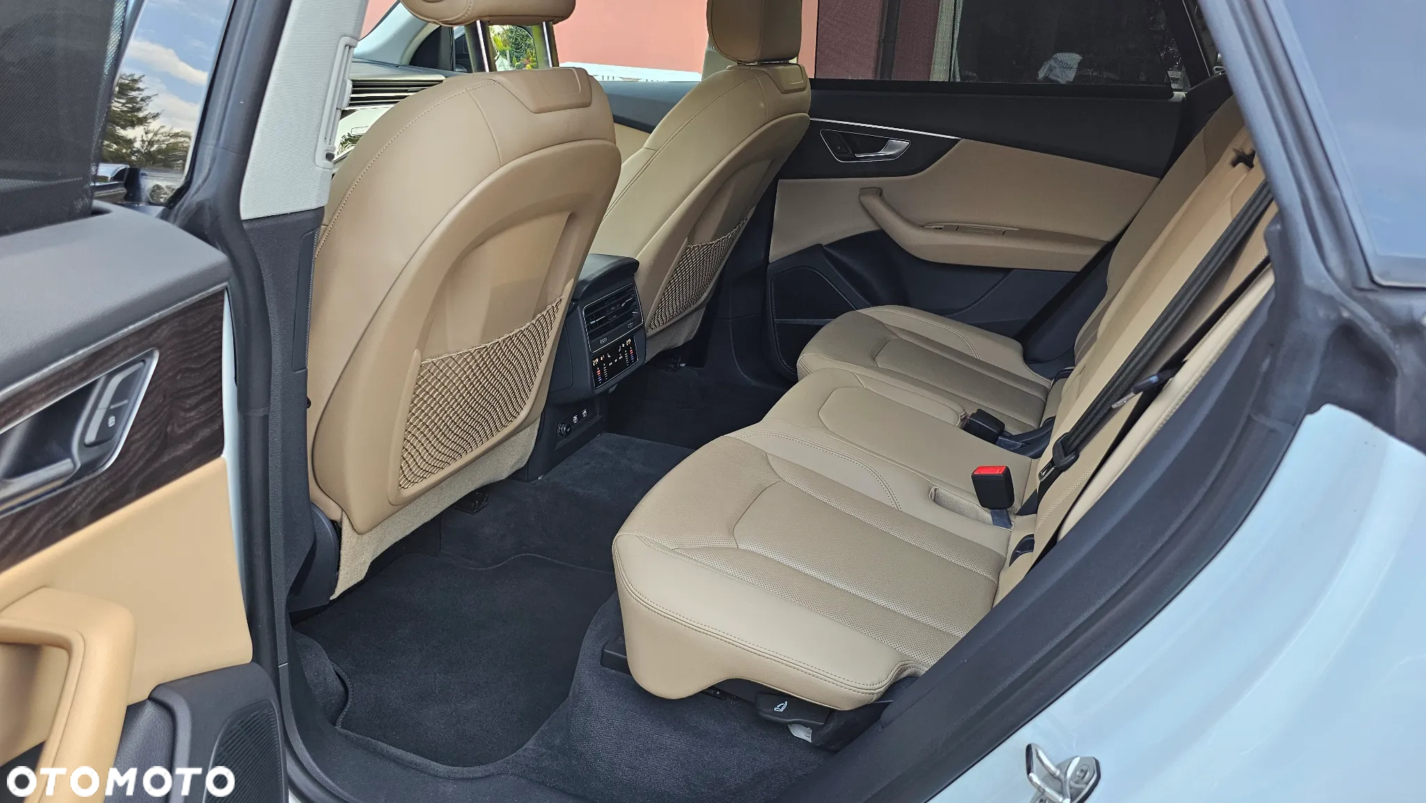 Audi Q8 - 11