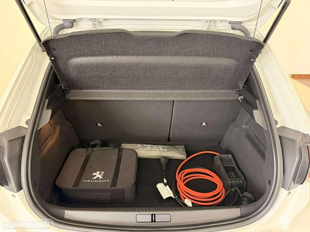 Peugeot e-208 50 kWh Allure Pack - 23