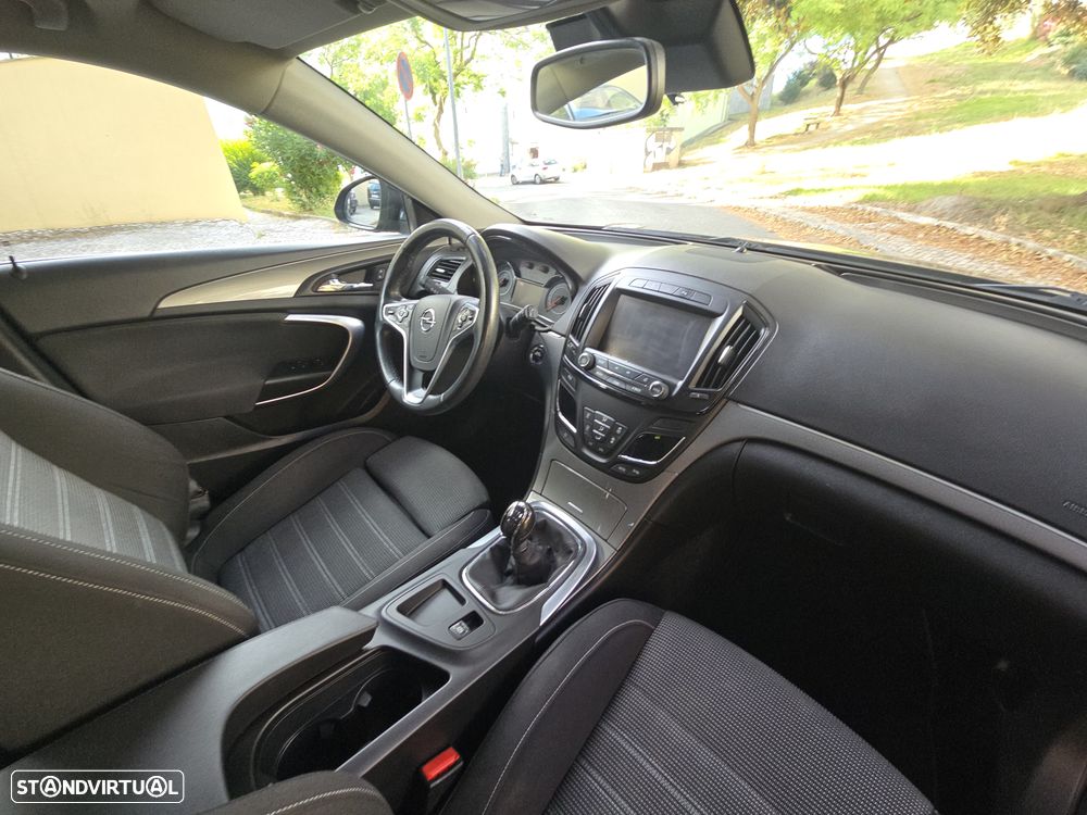 Opel Insignia Sports Tourer 1.6 CDTi Executive S/S J18 - 17