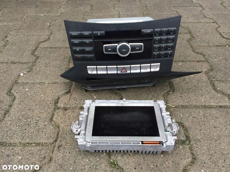 MERCEDES 212 LIFT RADIO NAVIGACJAA 2129001826 - 2