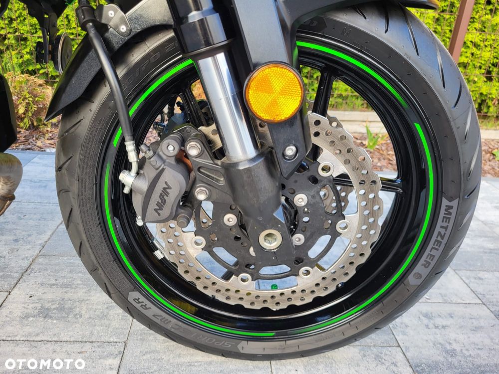 Kawasaki Versys 650 - 16