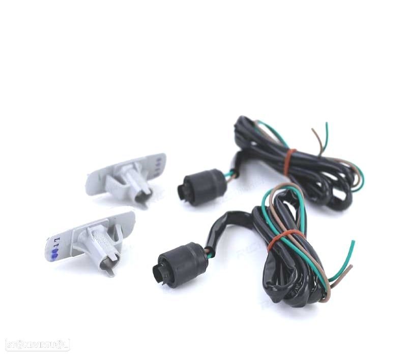 PISCAS LATERAIS AUDI BLANCO - 2