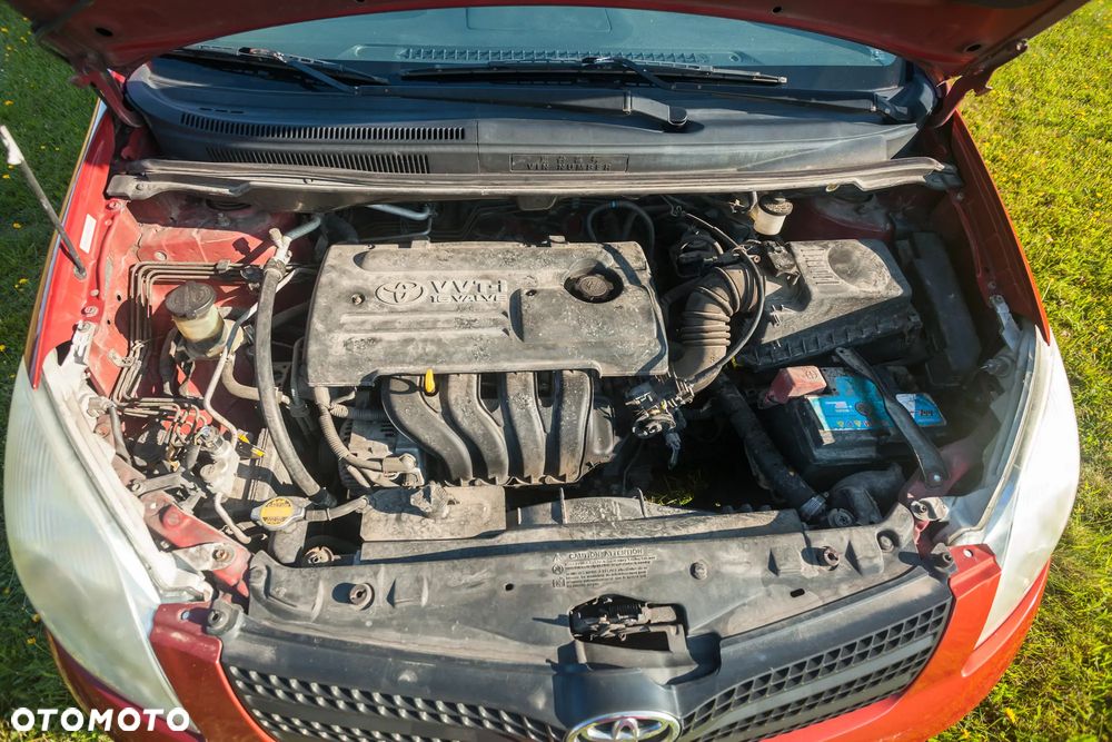 Toyota Corolla Verso 1.6 Terra - 14