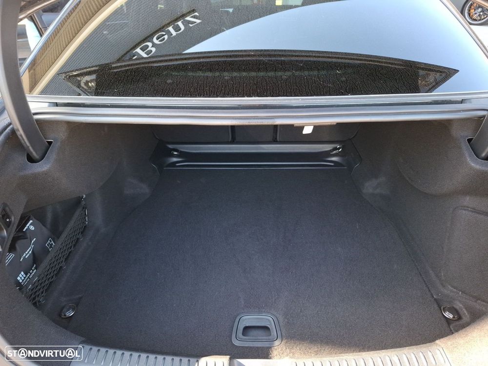 Mercedes-Benz E 220 d - 25