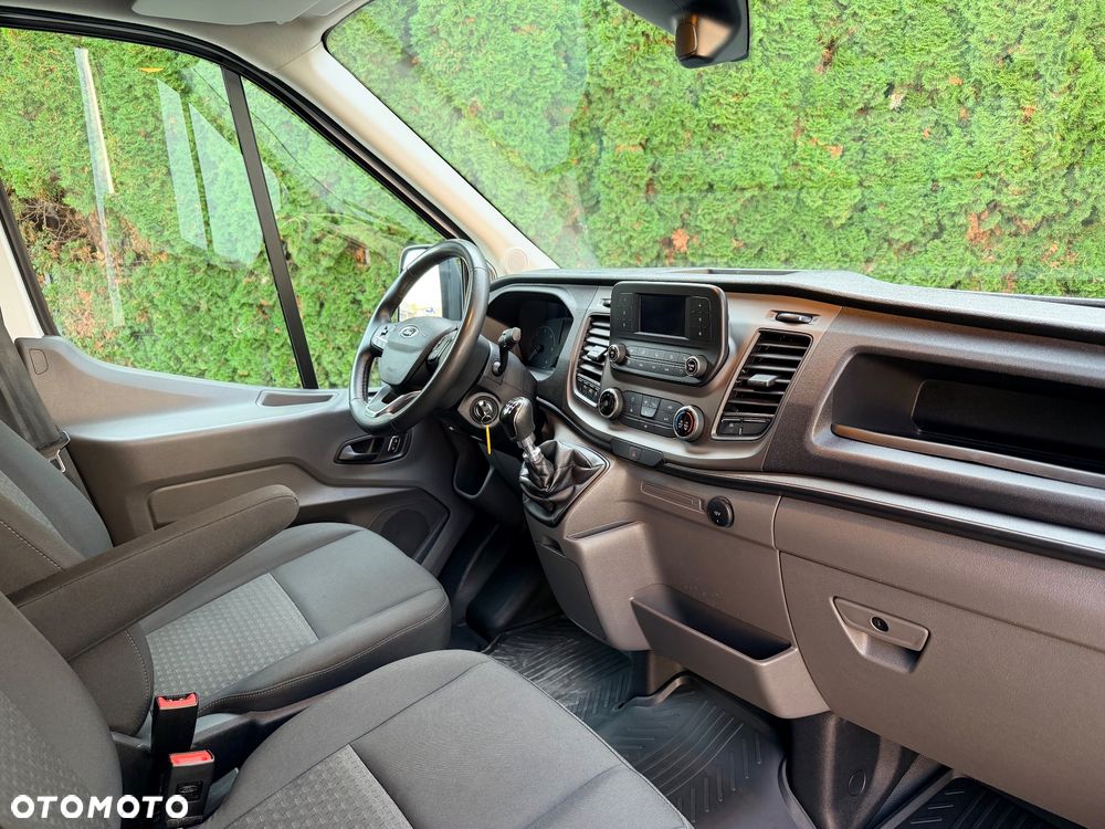 Ford Transit 350 - 34
