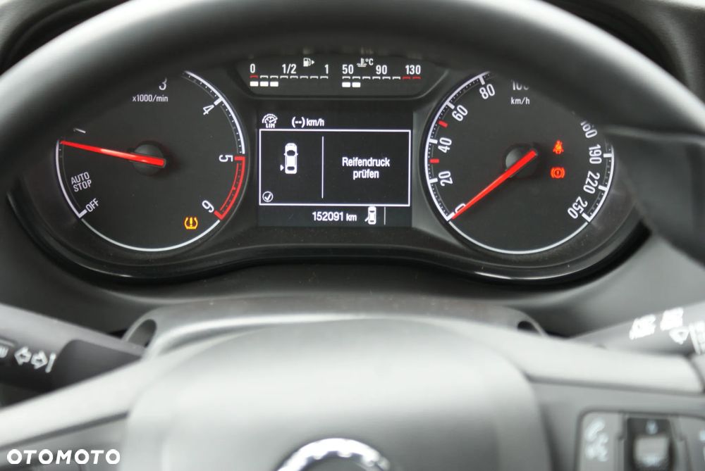 Opel Zafira 2.0 D Start/Stop Active - 8