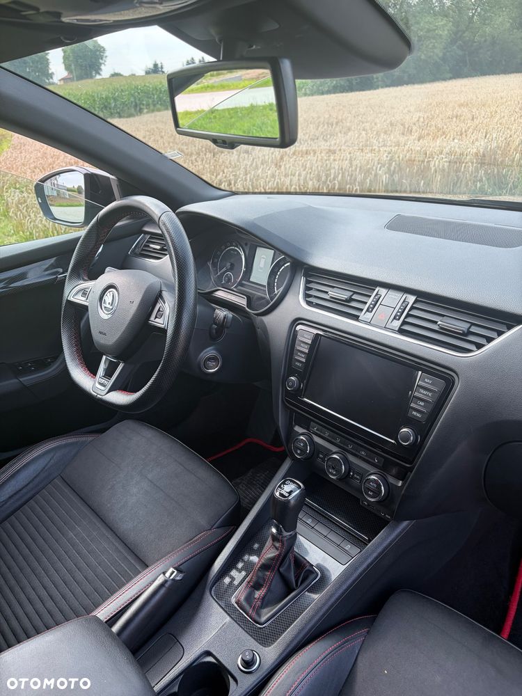 Skoda Octavia 2.0 TDI RS DSG - 26