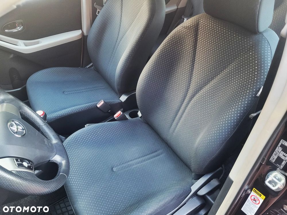Toyota Yaris 1.33 VVT-i Trend - 18