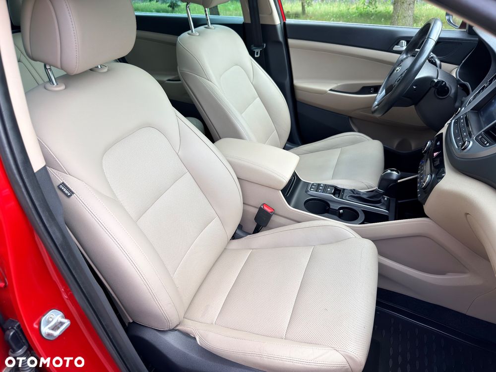 Hyundai Tucson blue 1.7 CRDi 2WD DCT Premium - 28