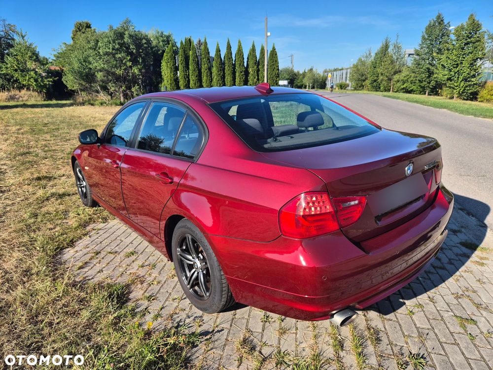 BMW Seria 3 320d - 9