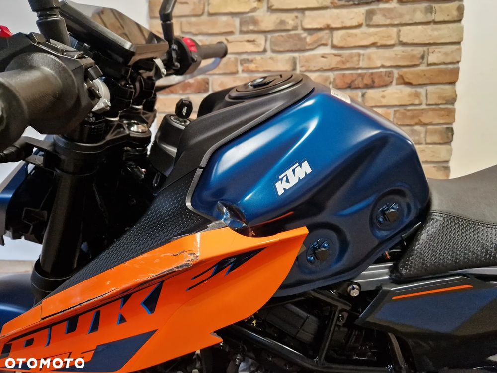 KTM Duke 125 - 16
