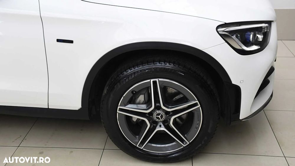 Mercedes-Benz GLC 300 de 4MATIC - 16