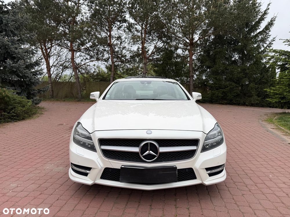 Mercedes-Benz CLS 350 CDI DPF BlueEFFICIENCY 7G-TRONIC Edition 1 - 24