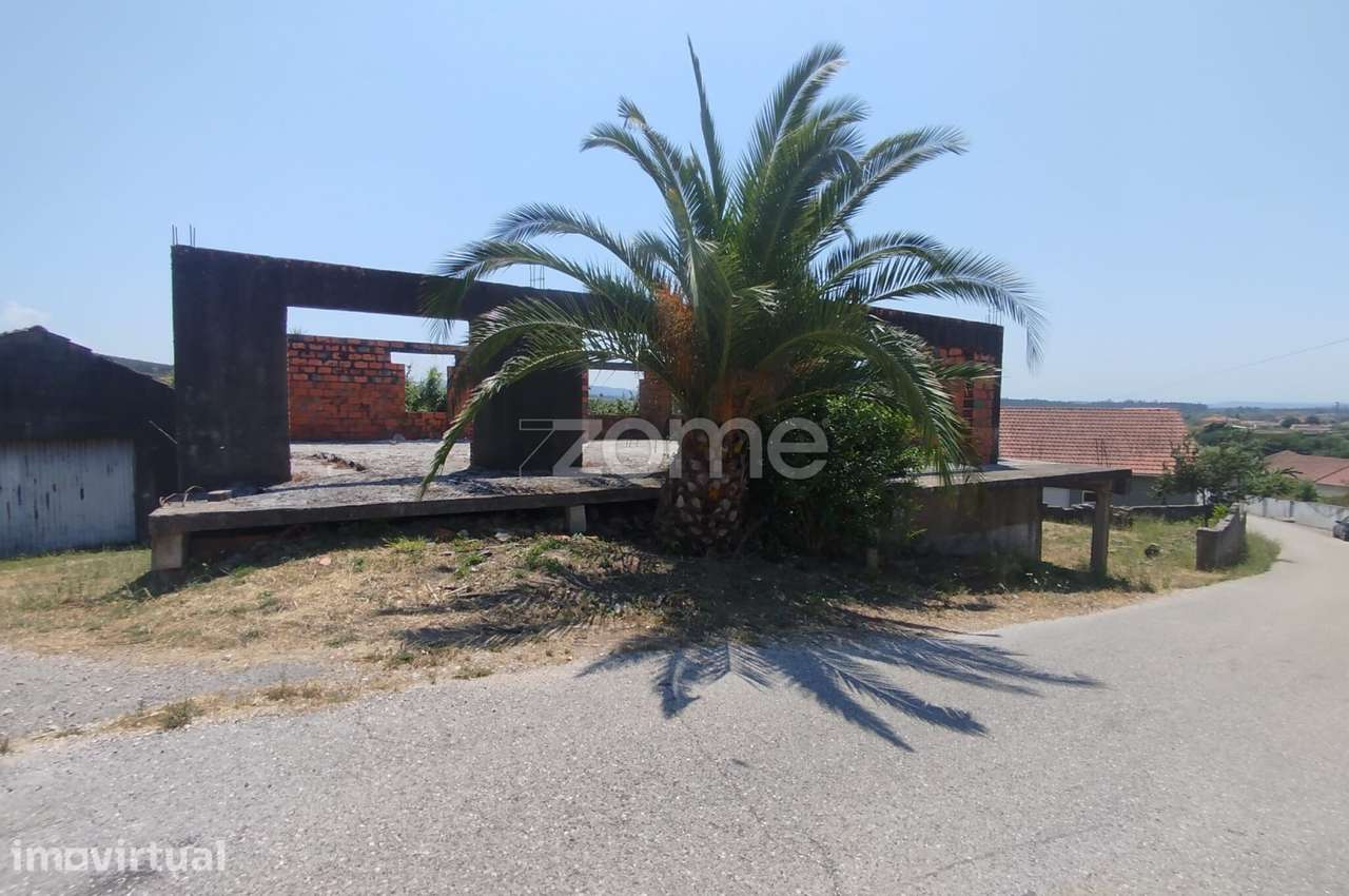 Moradia em Construção com Projeto Aprovado – T2+1 Soure - Grande imagem: 4/60