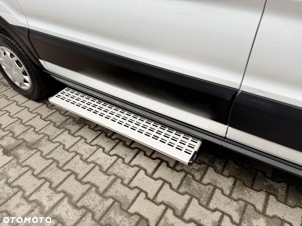 Ford Transit - 23