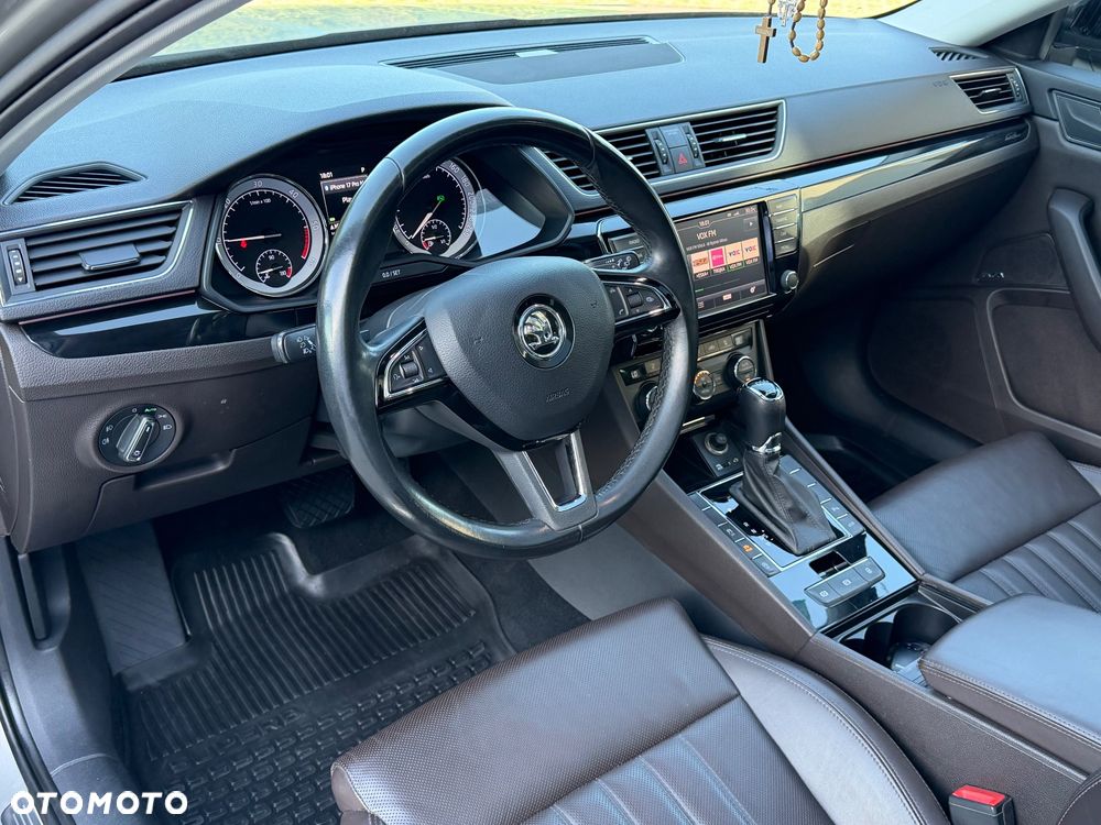 Skoda Superb 2.0 TDI L&K DSG - 25