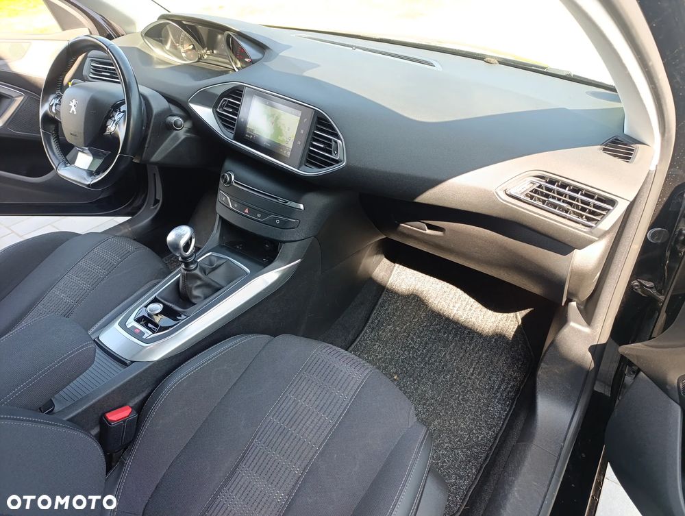 Peugeot 308 BlueHDi 150 Stop & Start Business-Line - 12