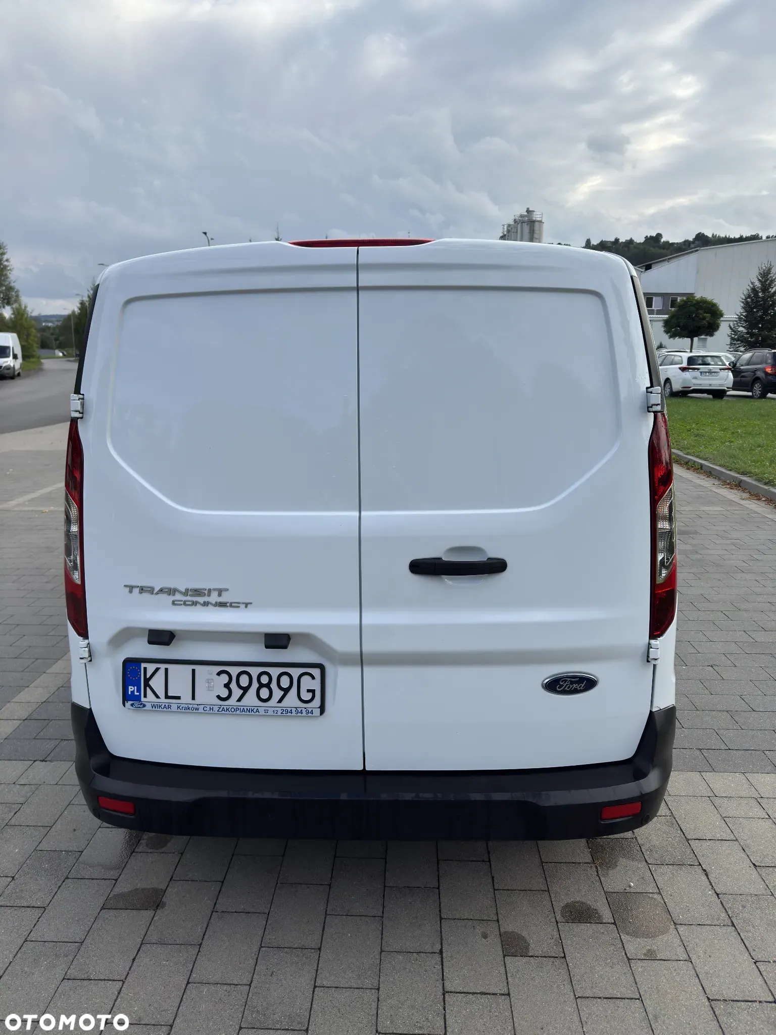 Ford Transit Connect - 8