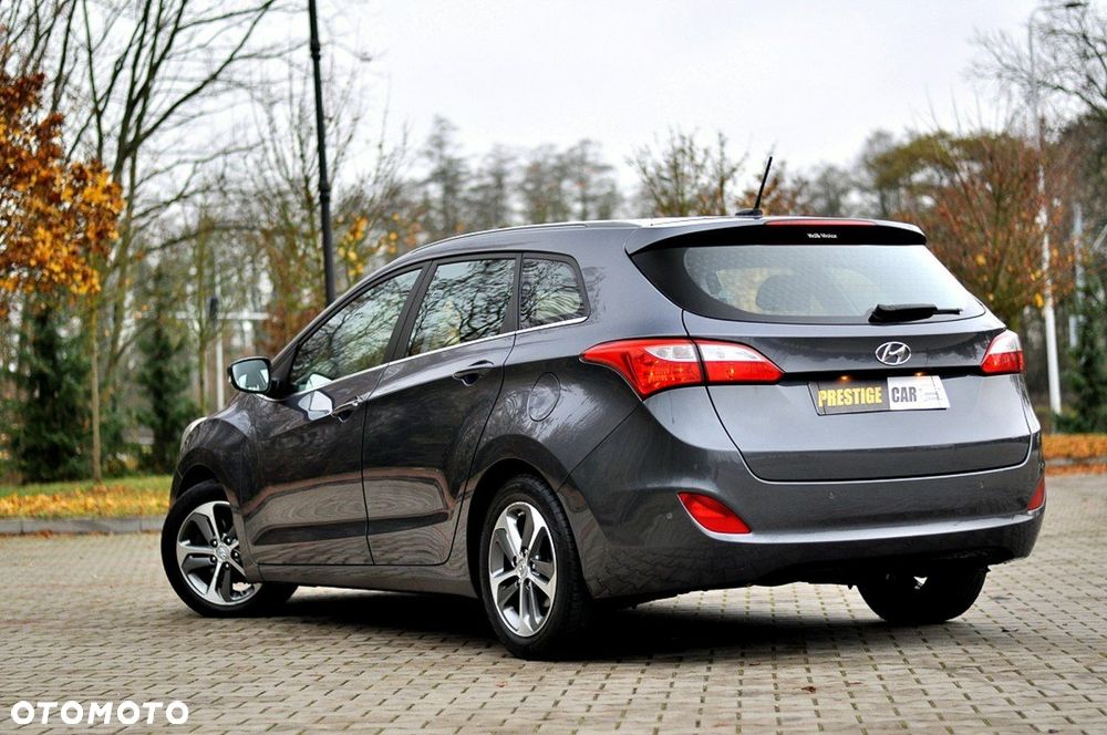 Hyundai i30 1.6 CRDi BlueDrive Premium - 4