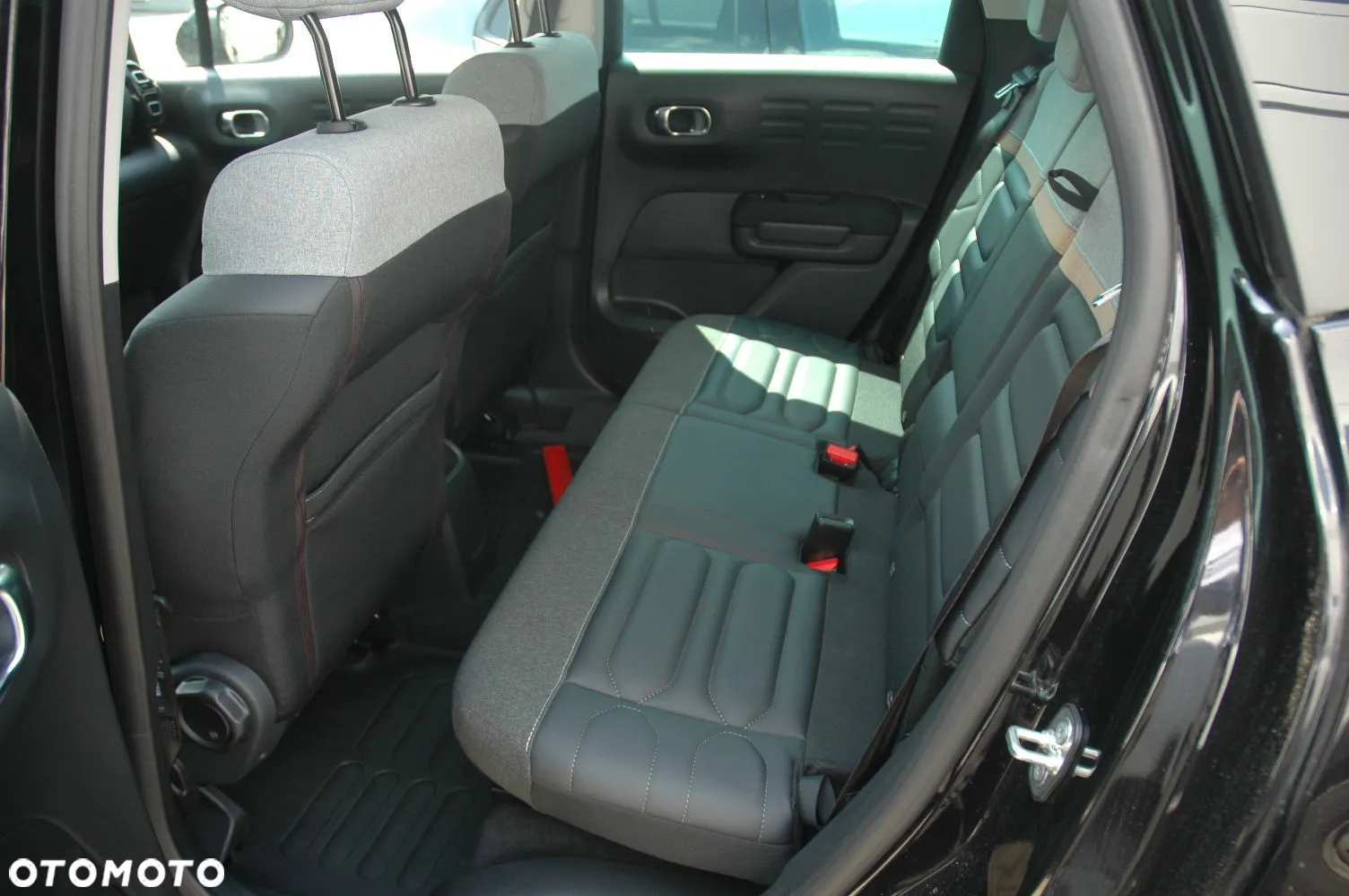 Citroën C3 Aircross 1.2 PureTech Plus S&S - 12