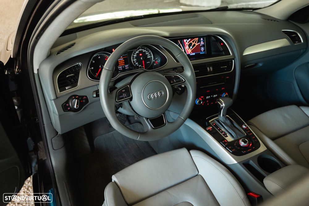 Audi A4 2.0 TDI multitronic Business Line Sport - 17