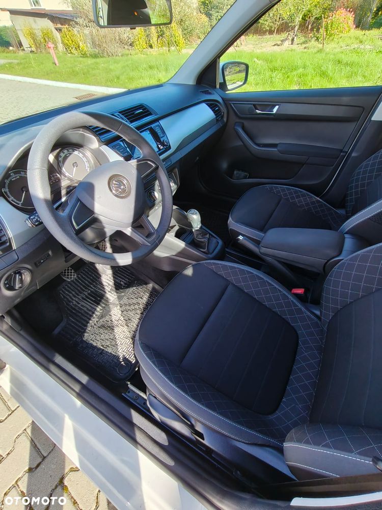 Skoda Fabia 1.0 TSI Ambition - 12