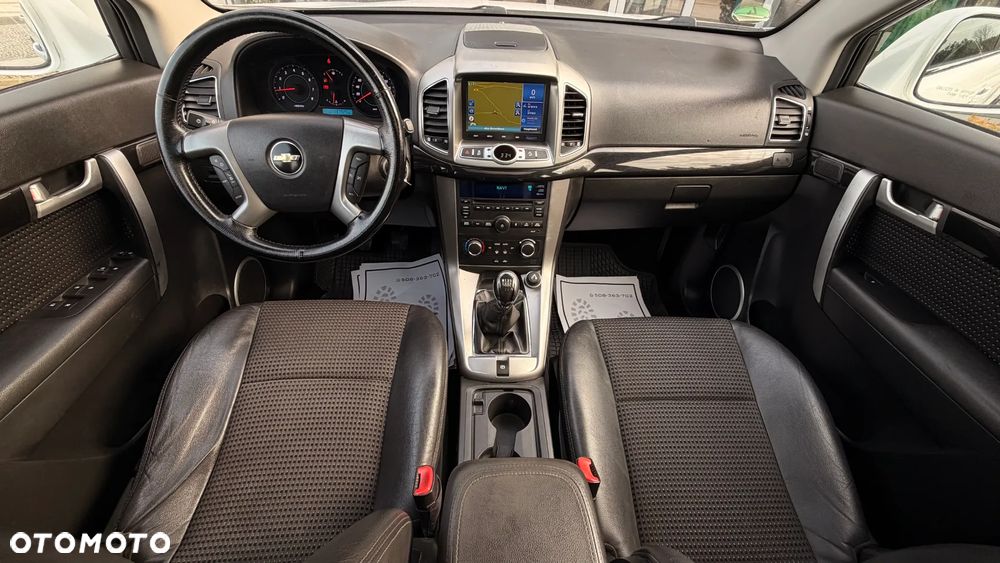 Chevrolet Captiva 2.4 AWD LT+ - 16