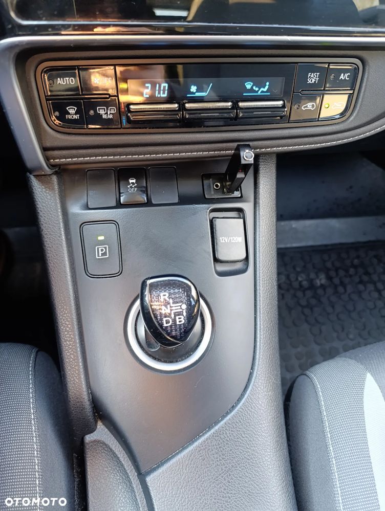 Toyota Auris 1.8 VVT-i Automatik Cool - 13