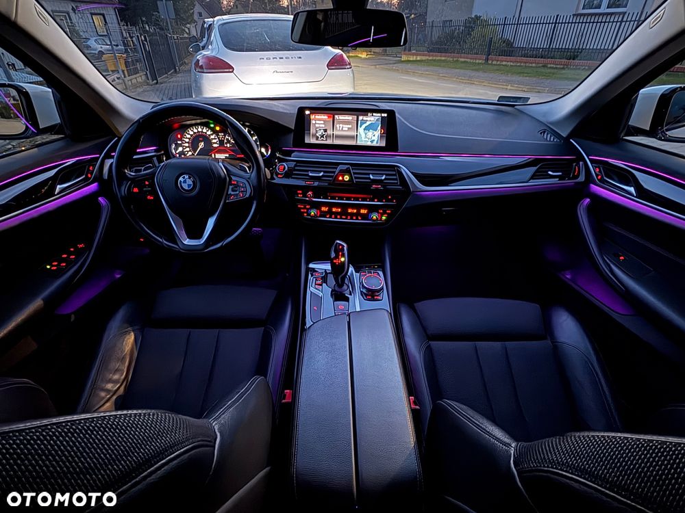BMW Seria 5 520d xDrive Sport Line sport - 5