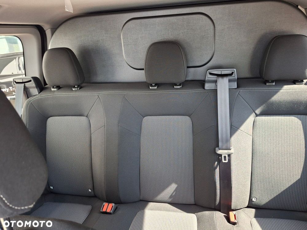 Volkswagen Transporter - 28