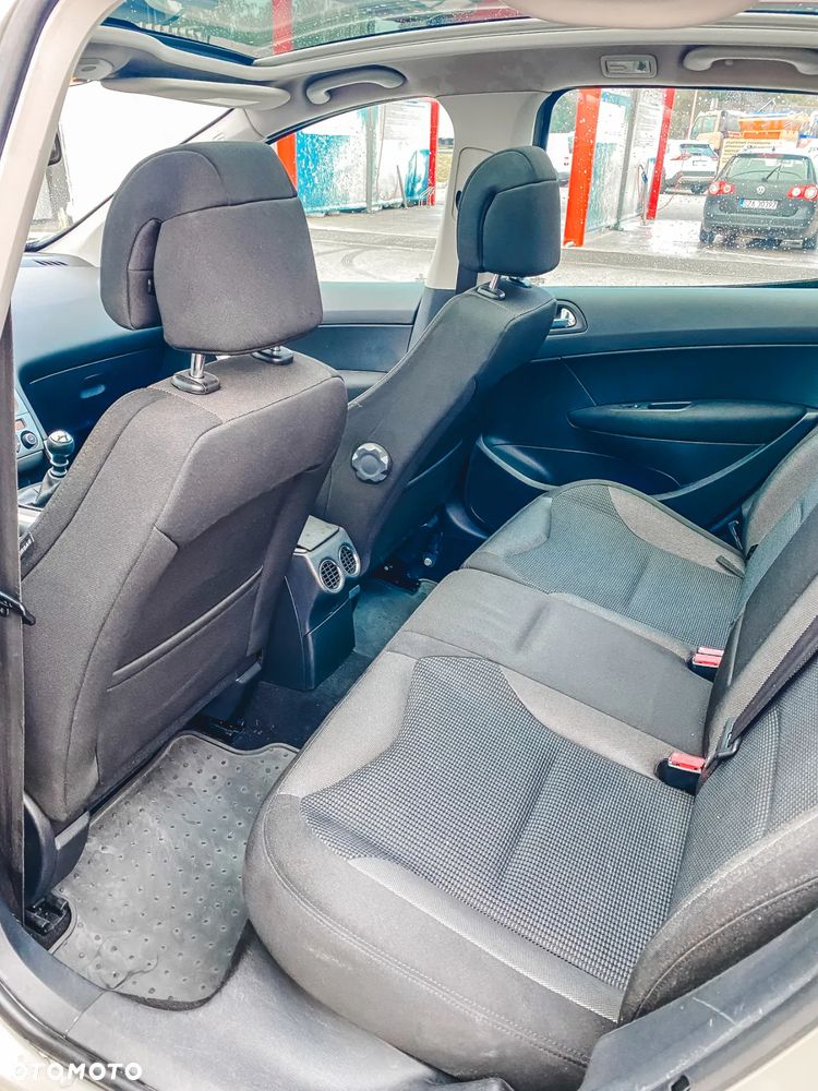 Peugeot 308 1.6 HDi Premium Plus - 9