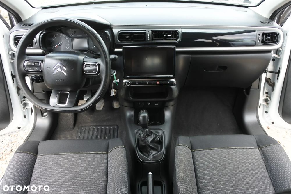 Citroën C3 Pure Tech 82 SHINE - 15