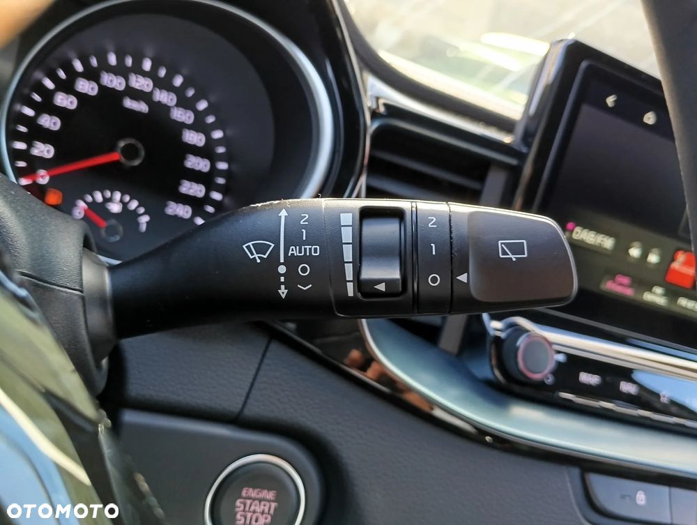 Kia XCeed 1.6 T-GDI Tribute DCT - 22